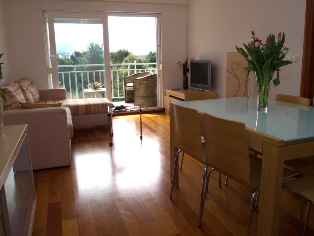 Apartment Mlinarevic Makarska Ngoại thất bức ảnh